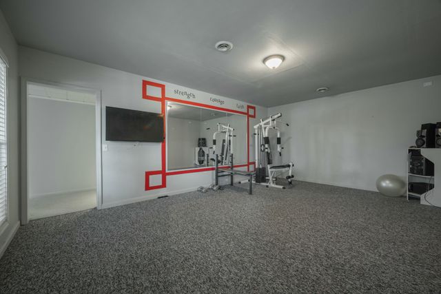 8334 Lawrence 2194, Monett, MO 65708