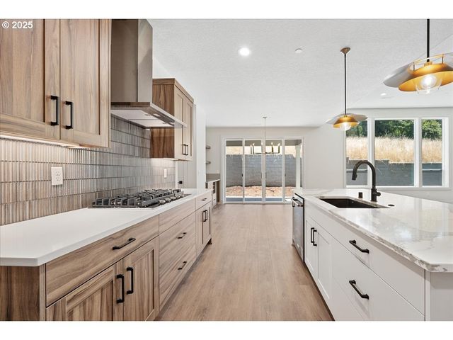 16803 Ne 38TH Ave, Vancouver, WA 98686