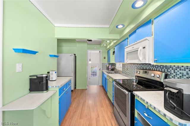 7411 Wooster, Parma, OH 44129