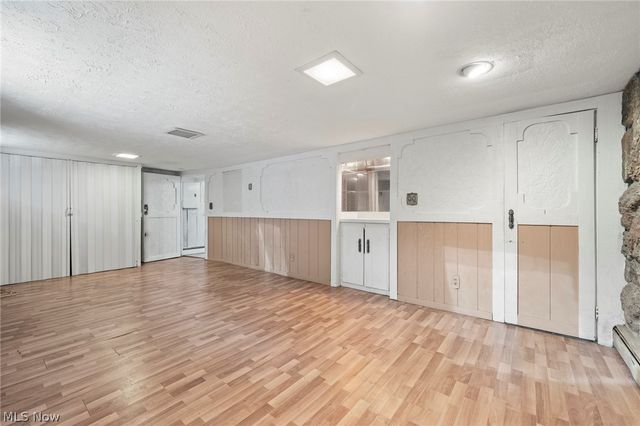 7411 Wooster, Parma, OH 44129