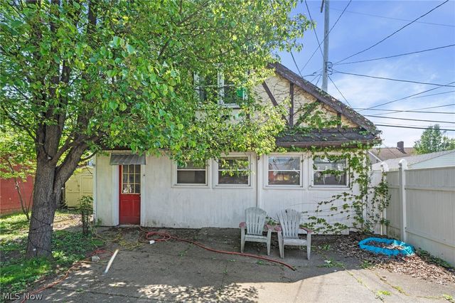 7411 Wooster, Parma, OH 44129