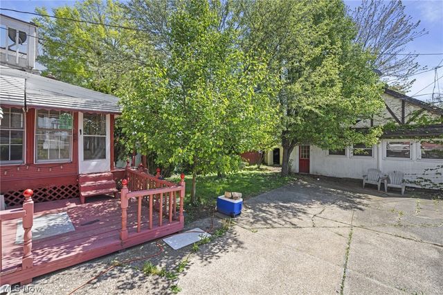 7411 Wooster, Parma, OH 44129
