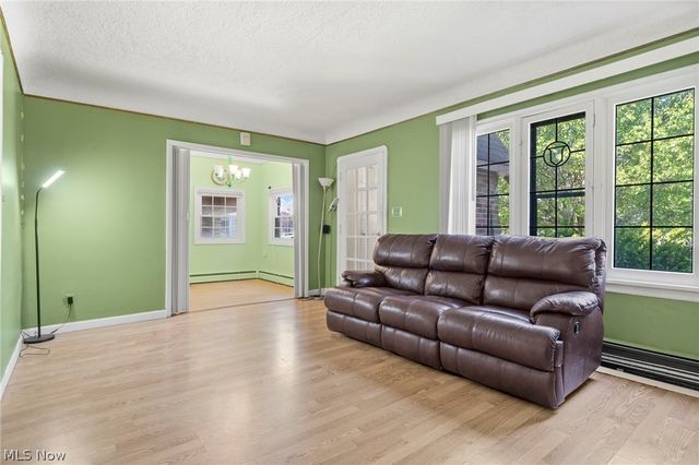 7411 Wooster, Parma, OH 44129