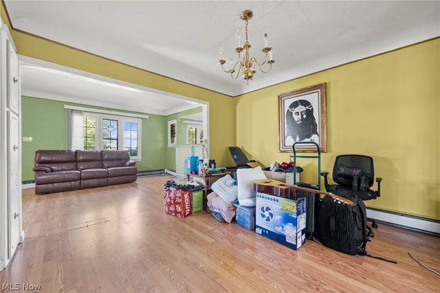 7411 Wooster, Parma, OH 44129