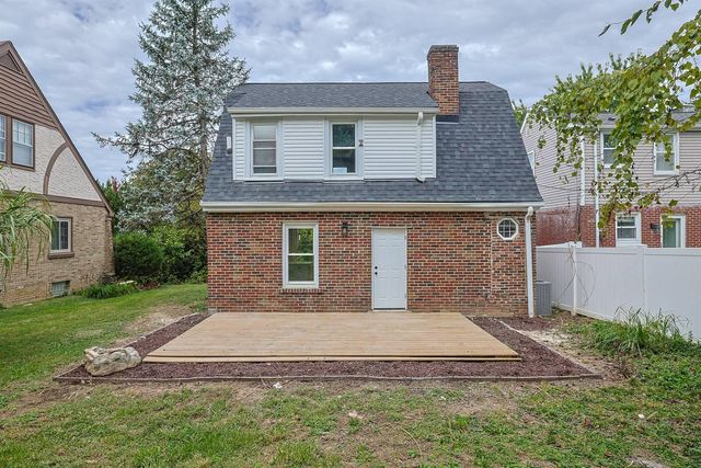 1139 Mount Allen Road, Park Hills, KY 41011