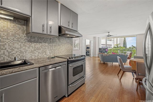 222 Liliuokalani Avenue 701, Honolulu, HI 96815