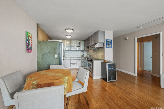 222 Liliuokalani Avenue 701, Honolulu, HI 96815
