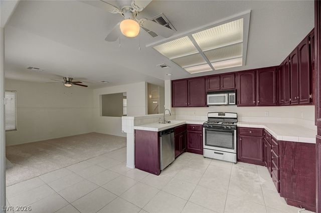 307 Abbington Street, Henderson, NV 89074