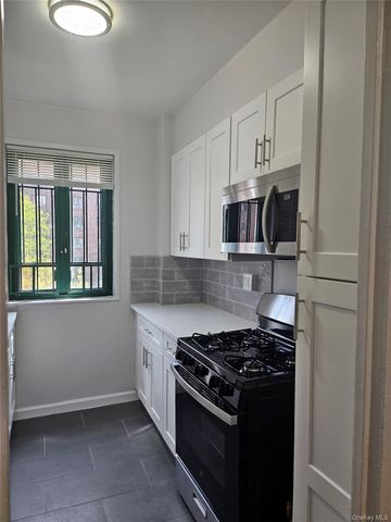 1705 Purdy Street 3C, Bronx, NY 10462