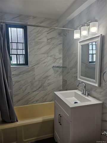 1705 Purdy Street 3C, Bronx, NY 10462