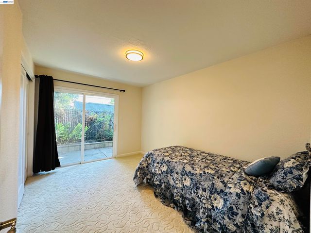 25132 DEL MAR AVE, Hayward, CA 94542
