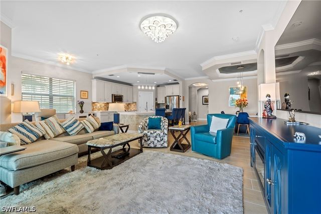 2137 FRANGIPANI CIR 102, Naples, FL 34120