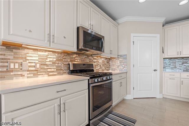 2137 FRANGIPANI CIR 102, Naples, FL 34120
