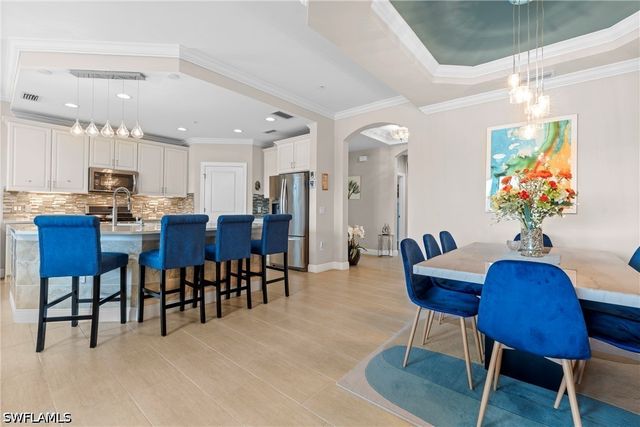 2137 FRANGIPANI CIR 102, Naples, FL 34120