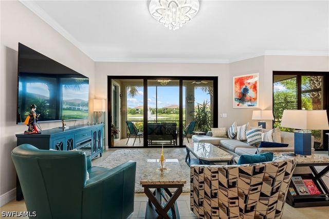 2137 FRANGIPANI CIR 102, Naples, FL 34120