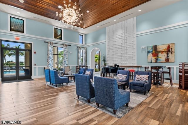 2137 FRANGIPANI CIR 102, Naples, FL 34120