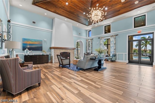 2137 FRANGIPANI CIR 102, Naples, FL 34120