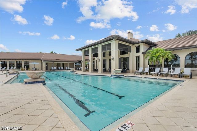 2137 FRANGIPANI CIR 102, Naples, FL 34120