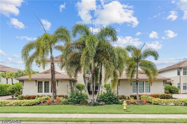2137 FRANGIPANI CIR 102, Naples, FL 34120