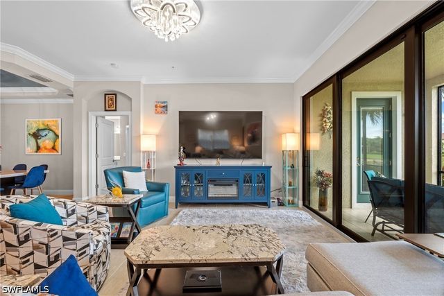 2137 FRANGIPANI CIR 102, Naples, FL 34120