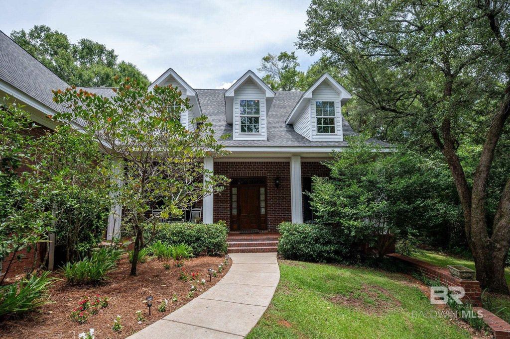 8955 N Lamhatty Lane, Daphne, AL 36526