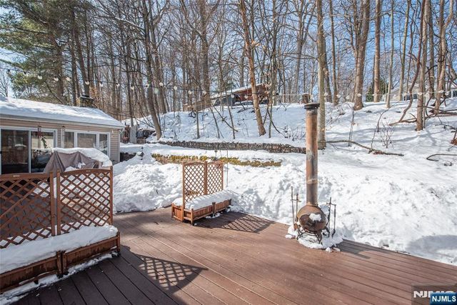 312 Cupsaw Drive, Ringwood, NJ 07456