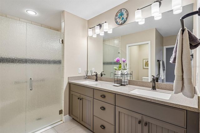 1212 FIESTA KEY CIRCLE, Lady Lake, FL 32159