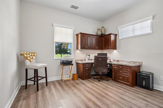 1212 FIESTA KEY CIRCLE, Lady Lake, FL 32159