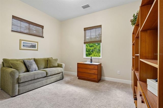 1212 FIESTA KEY CIRCLE, Lady Lake, FL 32159