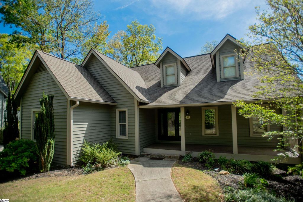 125 Raptor Way, Landrum, SC 29356