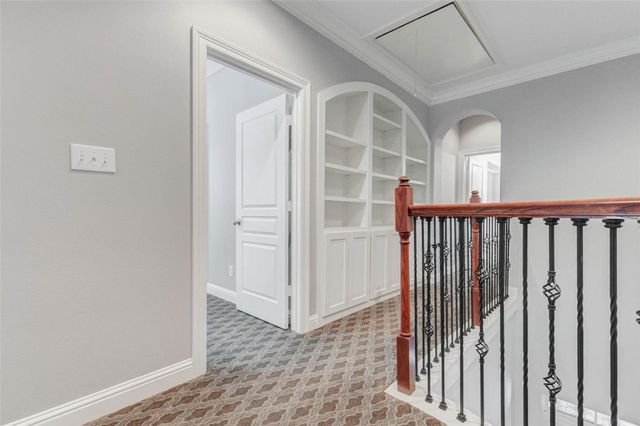 9 Versante Court, Houston, TX 77070