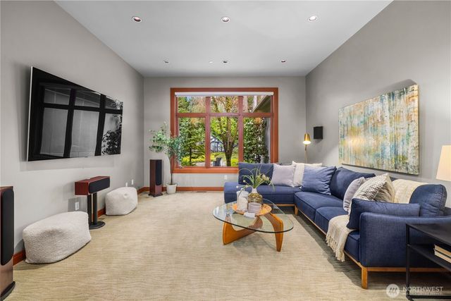 4632 E Mercer Way, Mercer Island, WA 98040