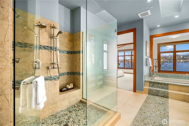 4632 E Mercer Way, Mercer Island, WA 98040