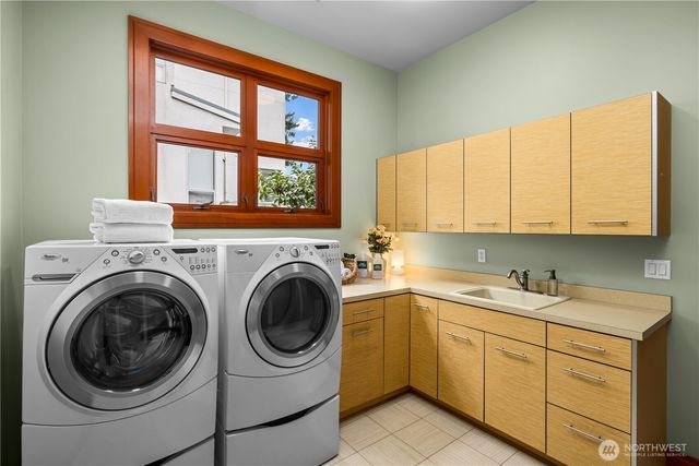 4632 E Mercer Way, Mercer Island, WA 98040