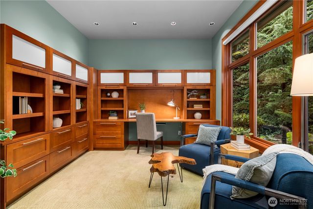 4632 E Mercer Way, Mercer Island, WA 98040