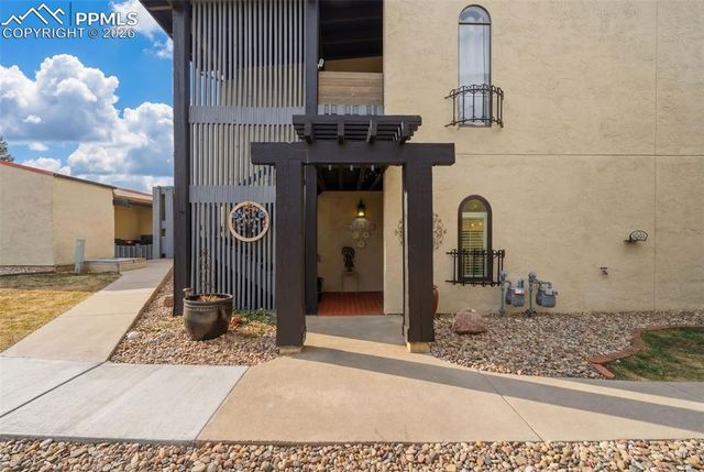 1098 Fontmore Road B, Colorado Springs, CO 80904