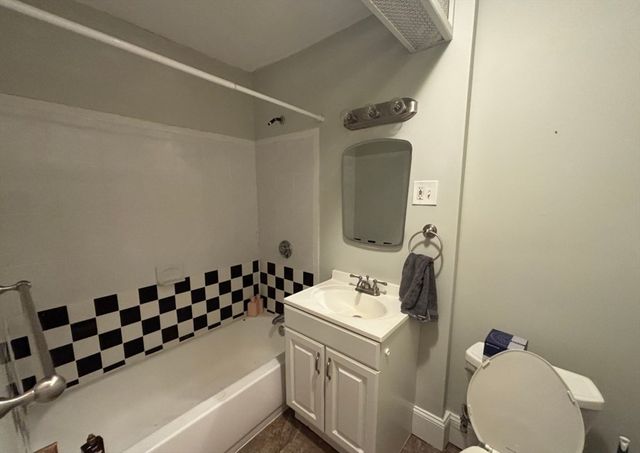 360 Tappan B, Brookline, MA 02445
