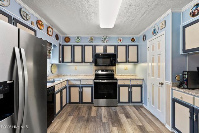 210 NE 52nd Street, Oak Island, NC 28465