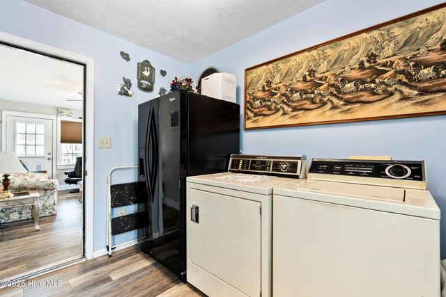 210 NE 52nd Street, Oak Island, NC 28465