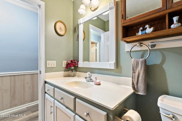 210 NE 52nd Street, Oak Island, NC 28465