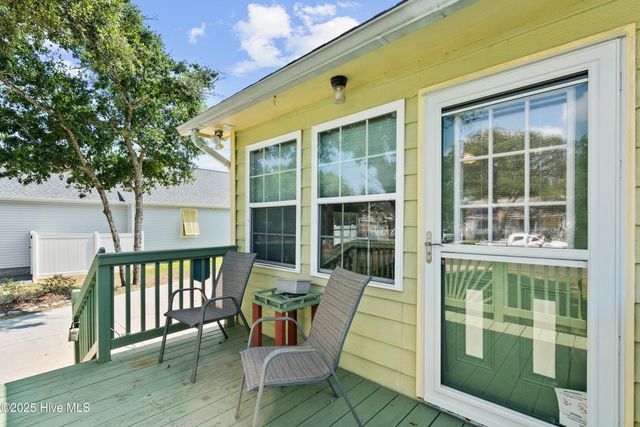 210 NE 52nd Street, Oak Island, NC 28465