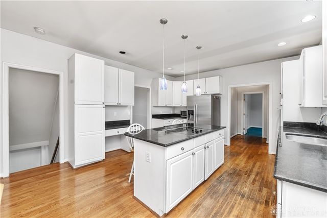 609 Valleywoods Court, Miami Twp, OH 45140