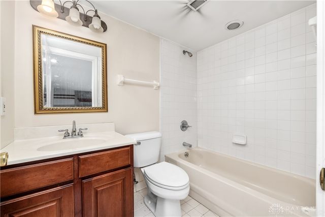 609 Valleywoods Court, Miami Twp, OH 45140