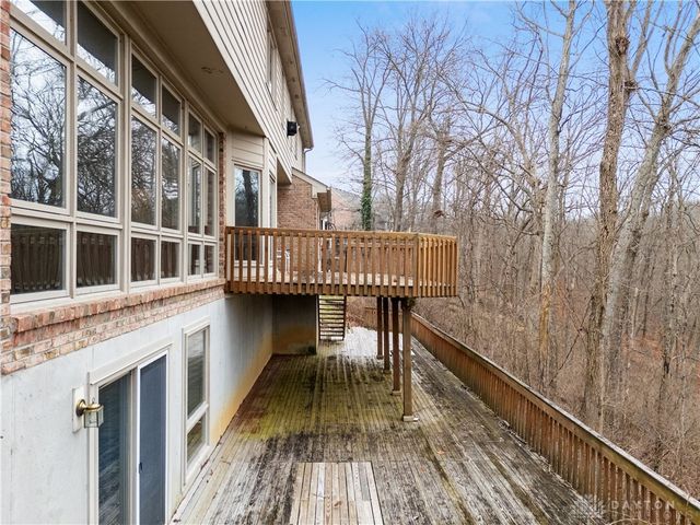 609 Valleywoods Court, Miami Twp, OH 45140