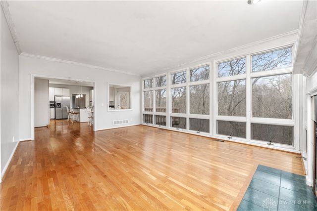 609 Valleywoods Court, Miami Twp, OH 45140