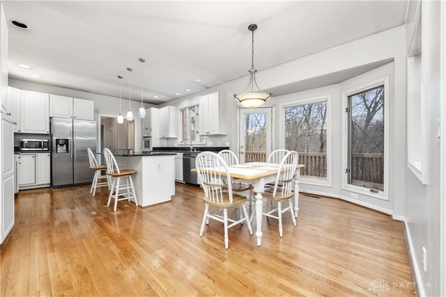 609 Valleywoods Court, Miami Twp, OH 45140