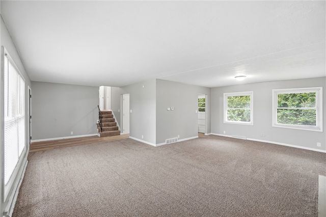 316 E Doris Drive, Fairborn, OH 45324