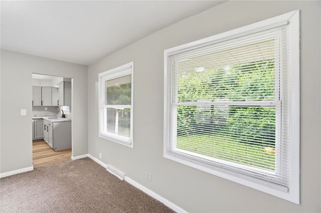 316 E Doris Drive, Fairborn, OH 45324