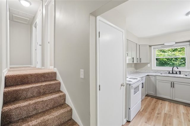 316 E Doris Drive, Fairborn, OH 45324