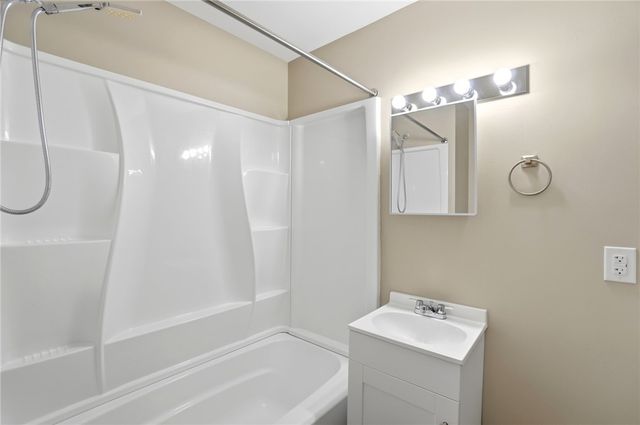 316 E Doris Drive, Fairborn, OH 45324